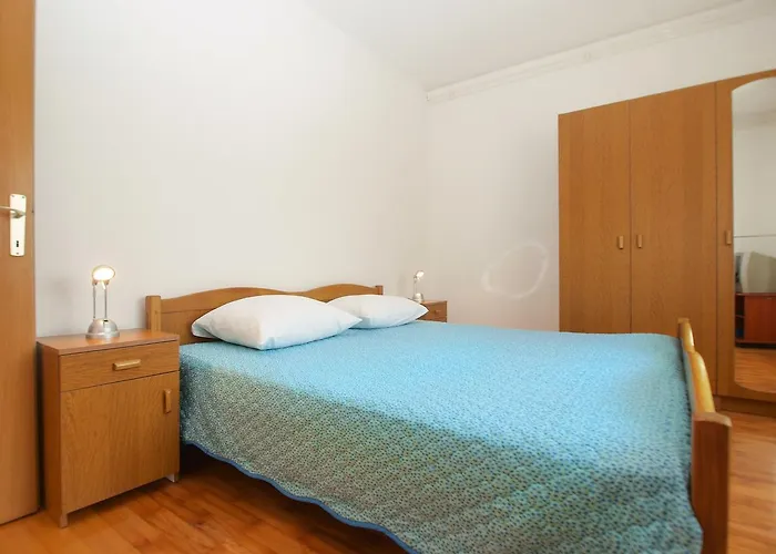 아파트 Silvano 1563 풀라