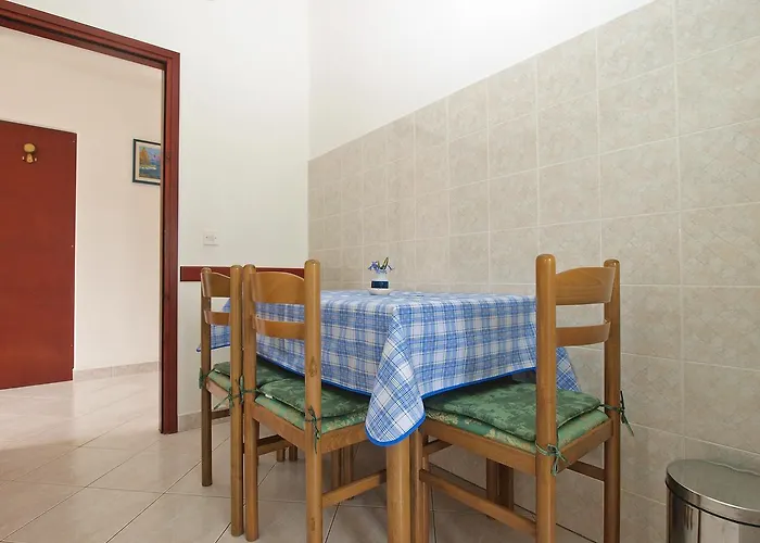 Apartment Silvano 1563 Pula