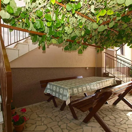 Appartamento Silvano 1563